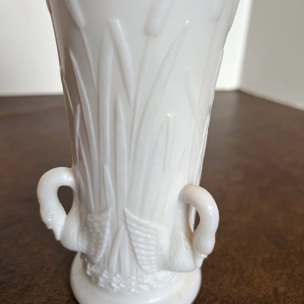 Vintage Westmoreland Vase White Milk Glass with Swans and Cattails